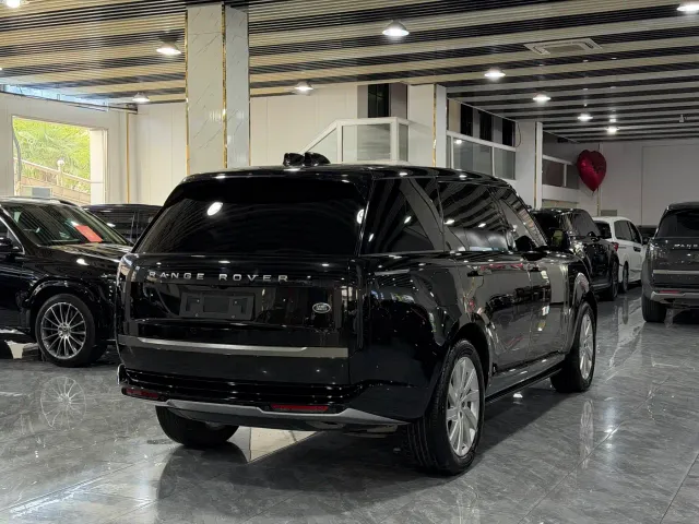Land Rover Range Rover — Фото автомобиля 15