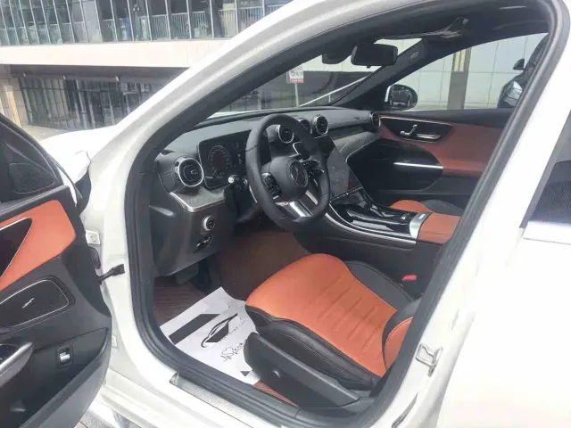 Mercedes-Benz C-Class — Фото автомобиля 5