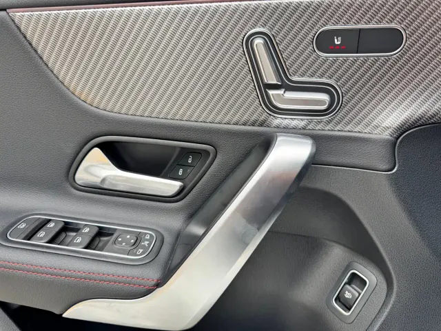 Mercedes-Benz Mercedes-Benz A-Class 2025 Facelift A 200 L Fashion Edition — Фото автомобиля 16