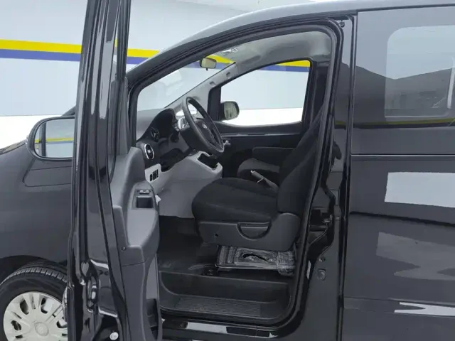 JAC Refine M3 — Фото автомобиля 9