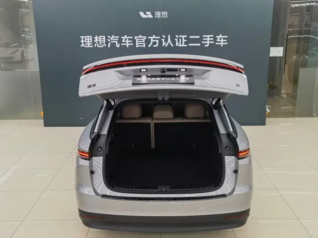Li Auto i6 — Фото автомобиля 16
