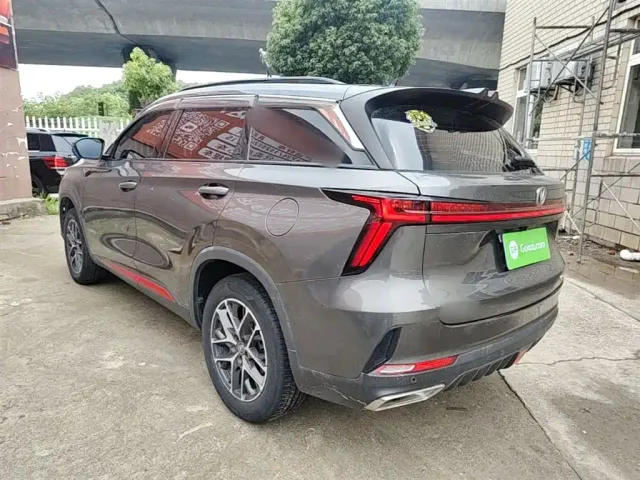 Changan CS75 Plus — Фото автомобиля 4