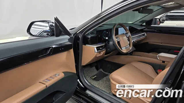 Hyundai Grandeur GN7 — Фото автомобиля 15
