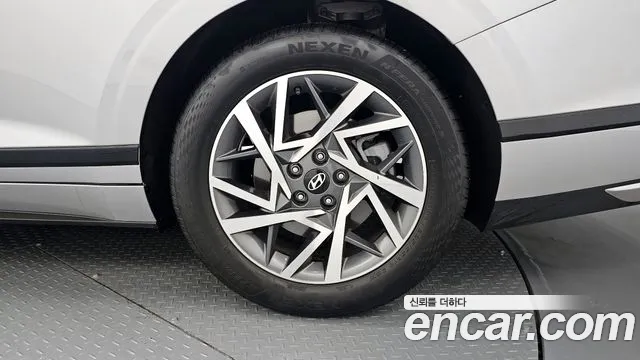 Hyundai Grandeur Grandeur (GN7) 3.5 LPG 2WD (Такси) — Фото автомобиля 19