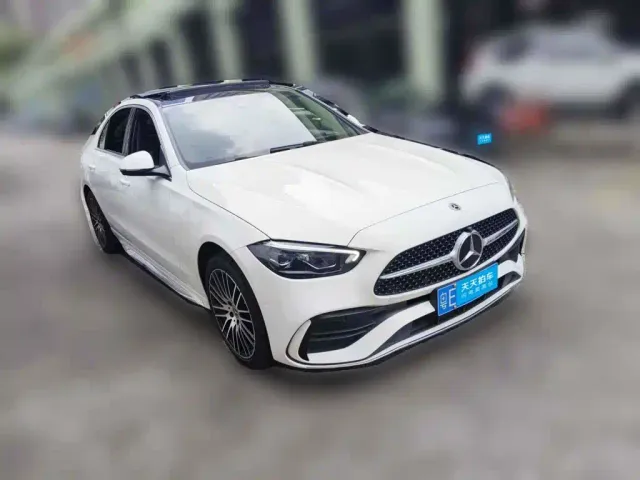 Mercedes-Benz C-Class — Фото автомобиля 3