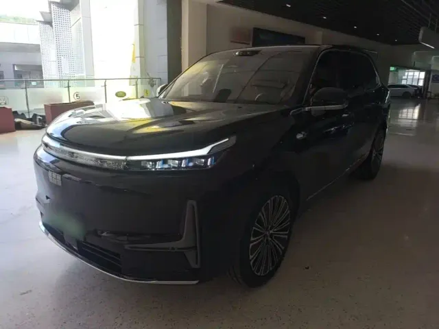Фотография автомобиля — Geely Galaxy M9