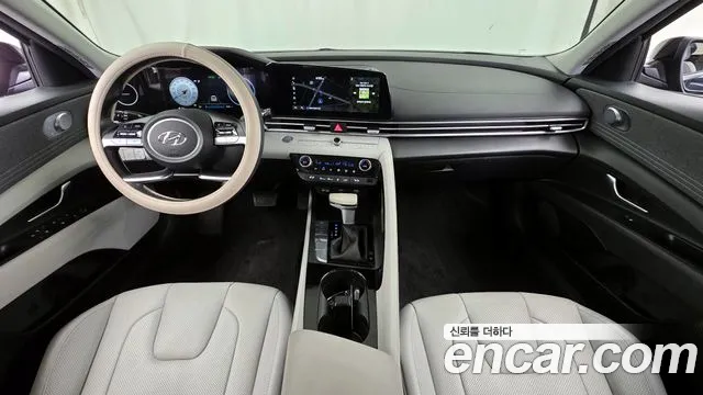 Hyundai AVANTE Inspiration — Фото автомобиля 7