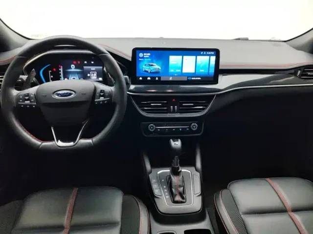 Ford Focus — Фото автомобиля 12