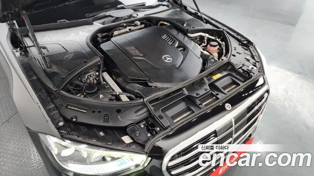 Mercedes-Benz S-Class — Фото автомобиля 6