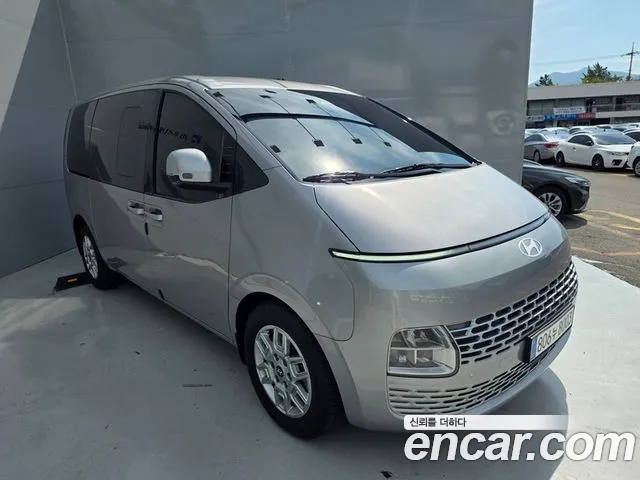 Hyundai Staria — Фото автомобиля 3