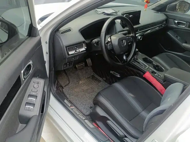 Honda Civic — Фото автомобиля 9