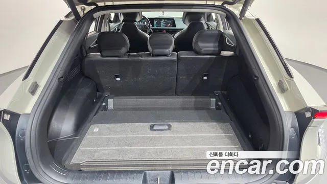 Kia EV6 — Фото автомобиля 26