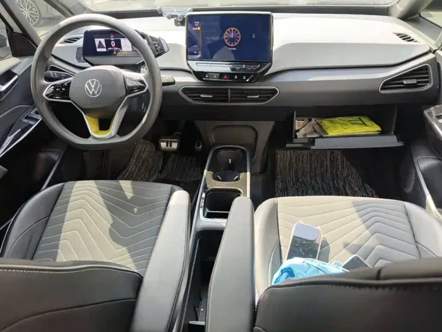 Volkswagen ID.3 — Фото автомобиля 12