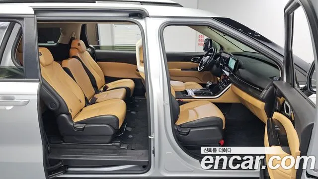 Kia Canival Carnival 4 поколение Бензин 11 мест Prestige — Фото автомобиля 11