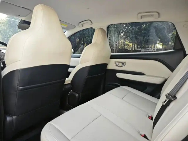 Wuling Binguo PLUS — Фото автомобиля 9