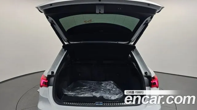 Audi Q3 35 TDI quattro Premium — Фото автомобиля 15