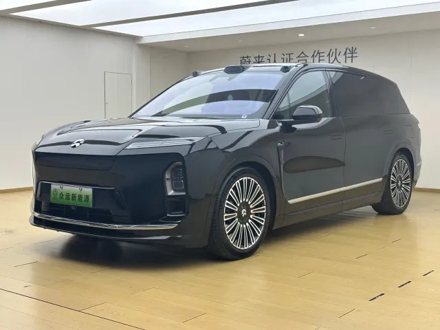 Фотография автомобиля — Nio ES8