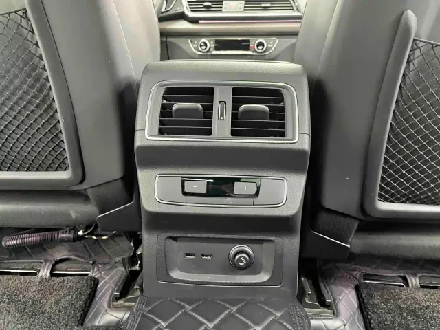 Audi Q5L — Фото автомобиля 19