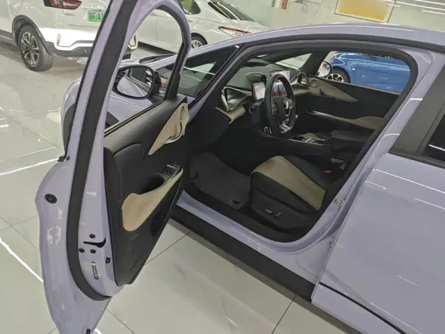 BYD Dolphin — Фото автомобиля 15