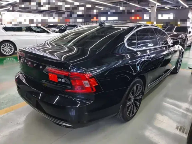 Volvo S90 — Фото автомобиля 6