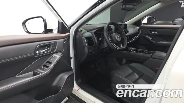 Nissan Rogue T33 — Фото автомобиля 15