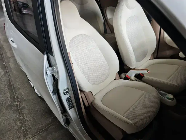 Wuling Hongguang Mini EV — Фото автомобиля 24