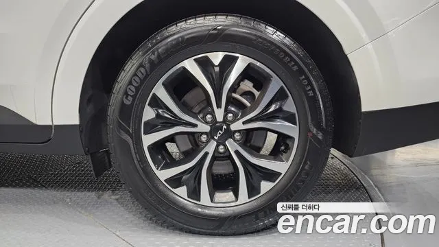 Kia Canival Carnival 4 поколение Дизель 9 мест Prestige — Фото автомобиля 21