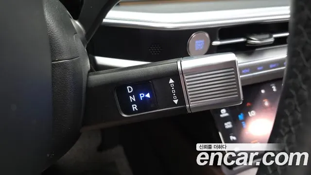 Hyundai Grandeur Grandeur (GN7) 2.5 Бензин 2WD — Фото автомобиля 9