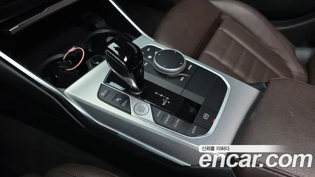 BMW 3-Series 3 серия (G20) 320i Touring M Sport — Фото автомобиля 9