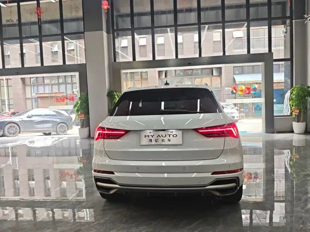 Audi Q3 — Фото автомобиля 6