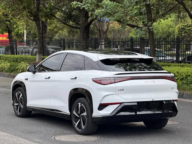 BYD Sealion 07 EV — Фото автомобиля 15