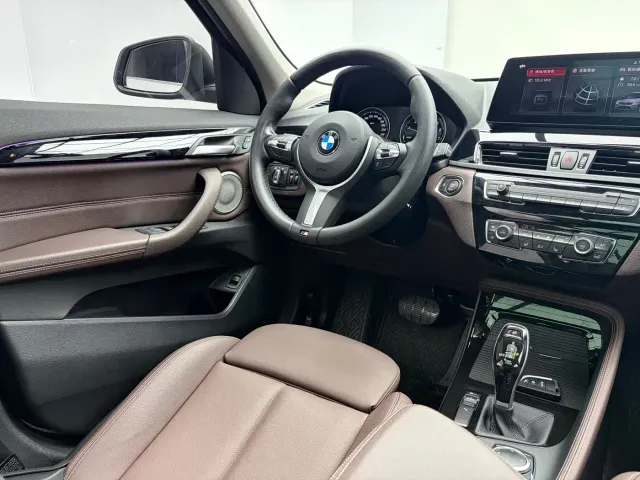 BMW X1 — Фото автомобиля 8