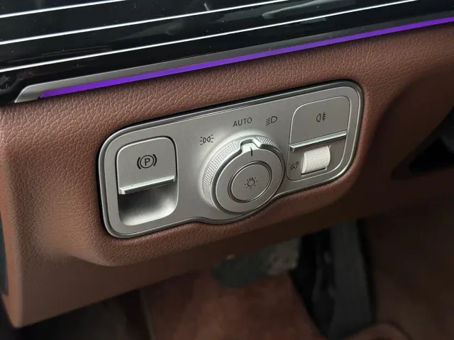 Mercedes-Benz GLS-Class — Фото автомобиля 10