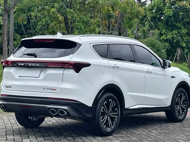Jetour X70 Plus — Фото автомобиля 9