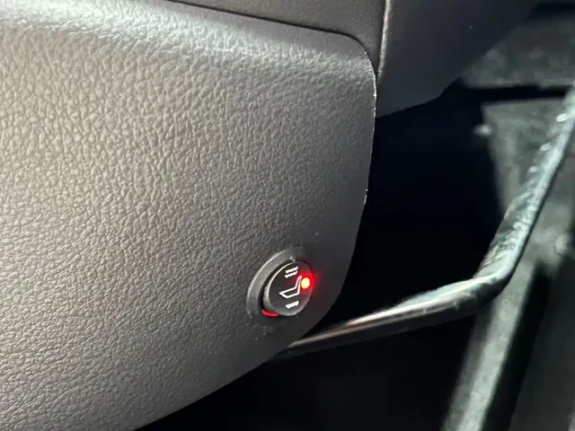 Mazda Axela — Фото автомобиля 22