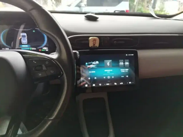Leapmotor T03 — Фото автомобиля 12