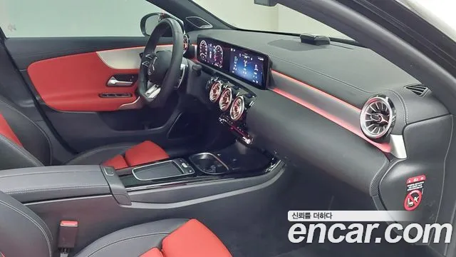 Mercedes-Benz A-Class — Фото автомобиля 9