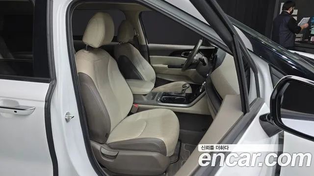 Kia Canival — Фото автомобиля 12