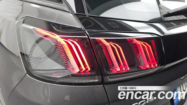 Peugeot 3008 — Фото автомобиля 23