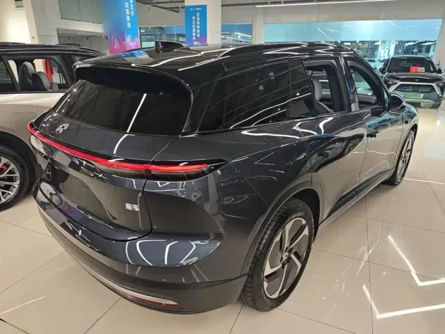 Nio ES6 — Фото автомобиля 6