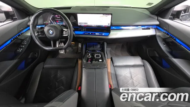 BMW 5-Series 5 серия (G60) 530i xDrive M Sport — Фото автомобиля 6