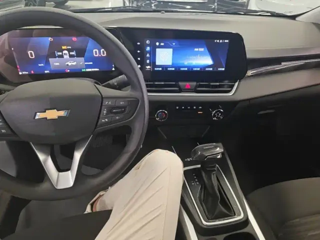 Chevrolet Monza — Фото автомобиля 9