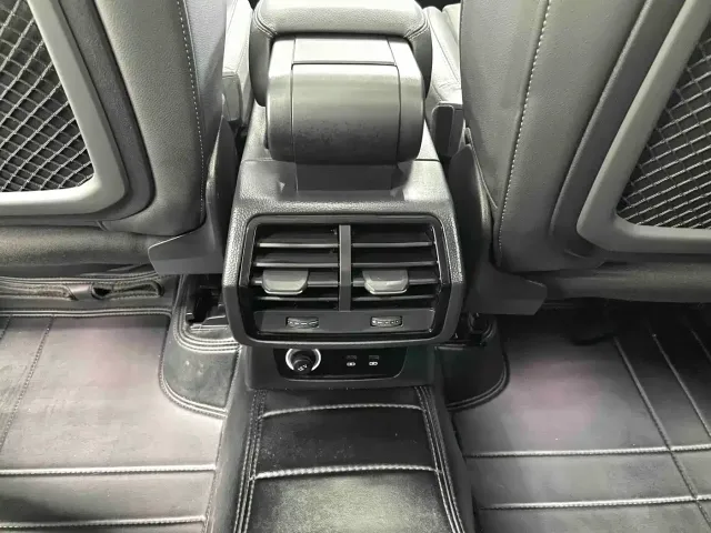 Audi Q3 — Фото автомобиля 12
