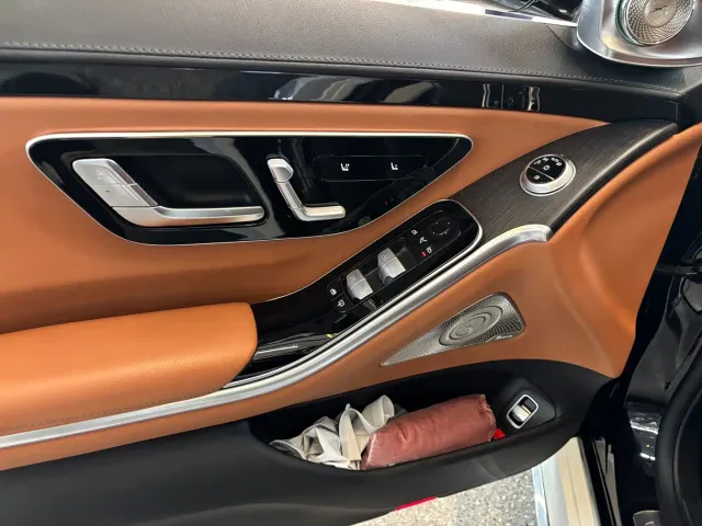 Mercedes-Benz S-Class — Фото автомобиля 14
