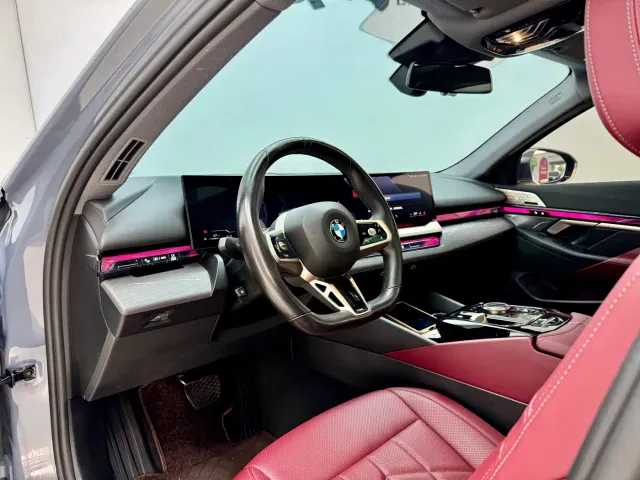 BMW 5 Series — Фото автомобиля 6