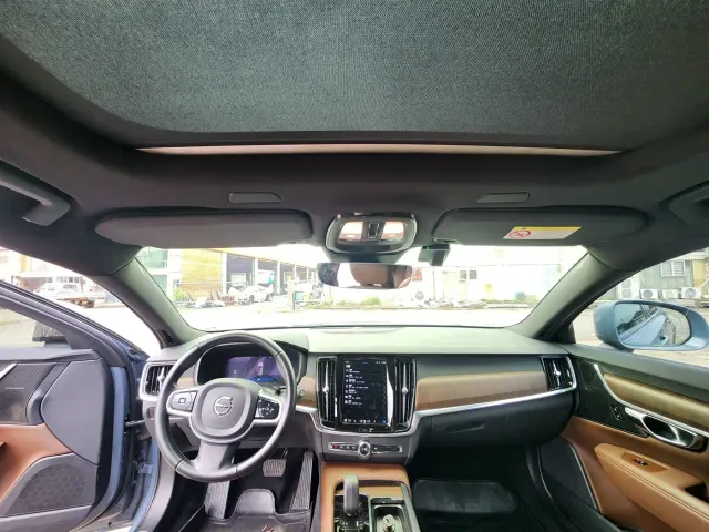 Volvo V90 — Фото автомобиля 6