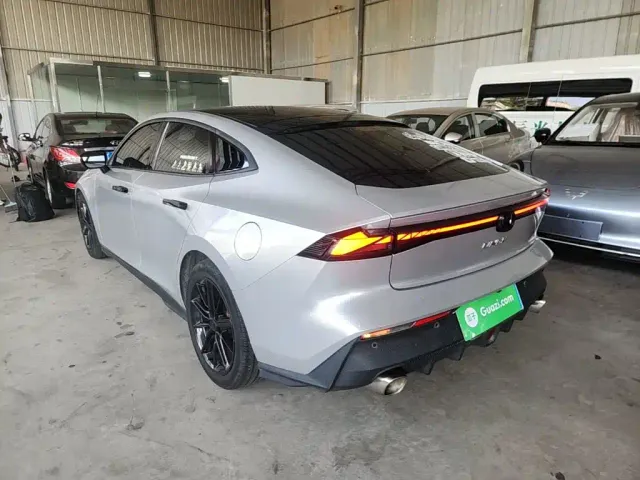 Changan UNI-V — Фото автомобиля 4