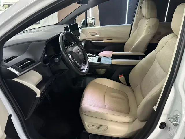 Toyota Granvia — Фото автомобиля 4