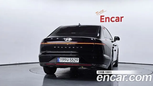Hyundai Grandeur — Фото автомобиля 4