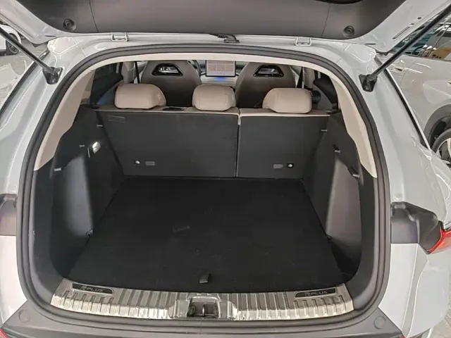BYD Yuan PLUS — Фото автомобиля 18